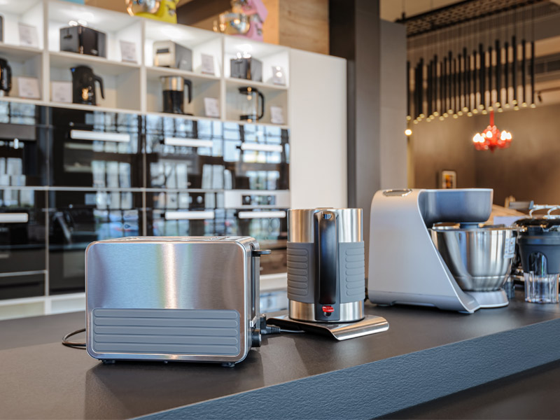 低压电器：现代电力系统的“隐形守护者”